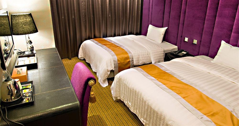 Ren Mei Fashion Hotel Taichung Exterior photo