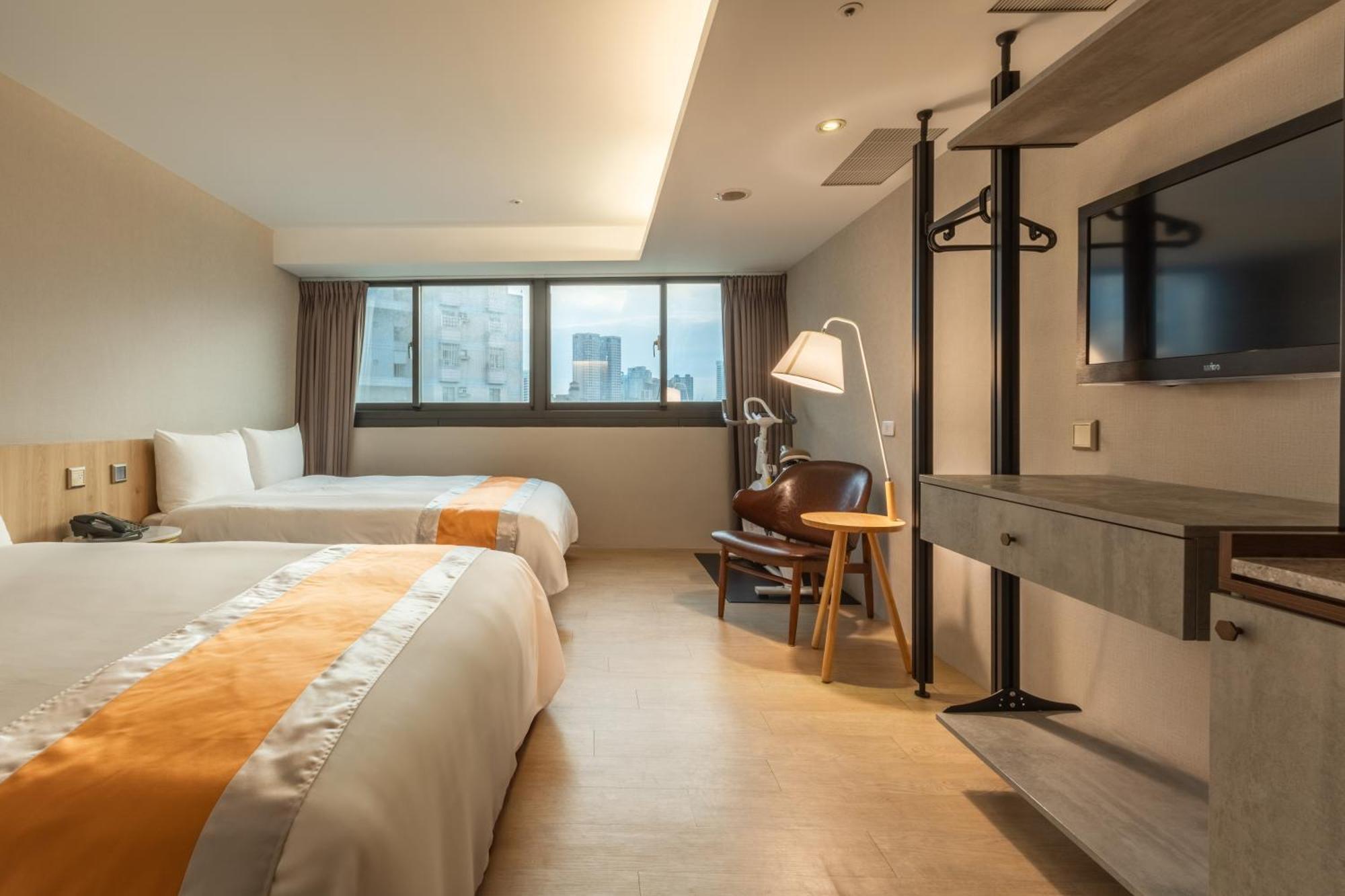 Ren Mei Fashion Hotel Taichung Room photo